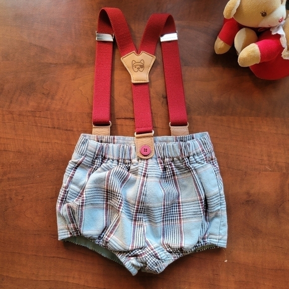 𝅺Marta y Paula Baby Boy Checked Shorts with Suspenders Size 6 Months 100% Cotto - Picture 3 of 7